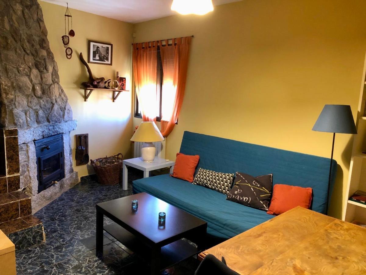 Casa En El Corazon De Gredos, Amplia Y Agradable. Villa Navacepeda de Tormes Exterior foto