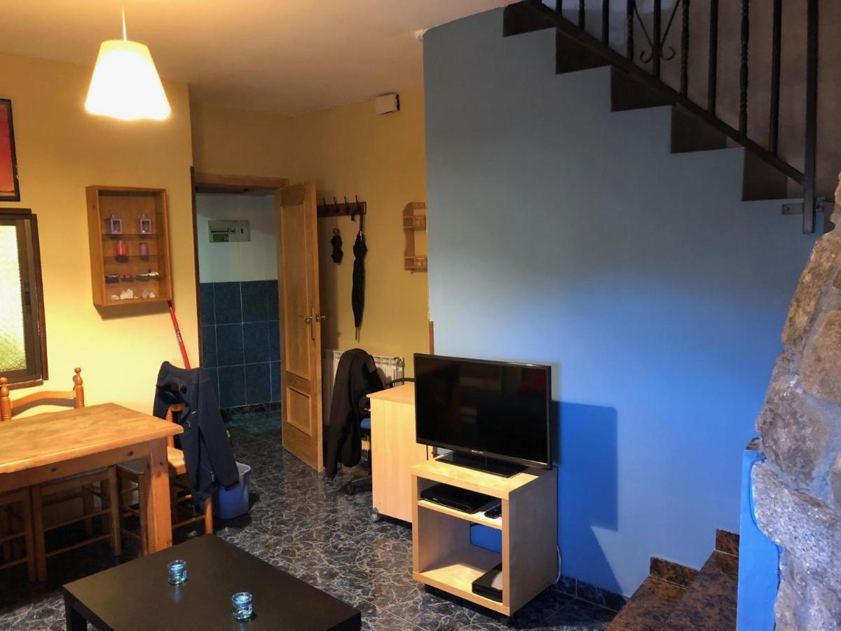 Casa En El Corazon De Gredos, Amplia Y Agradable. Villa Navacepeda de Tormes Exterior foto